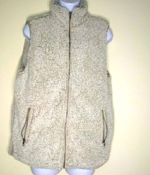 Thread & Supply front zip Arctic Fleece Vest - Picture 5 of 9